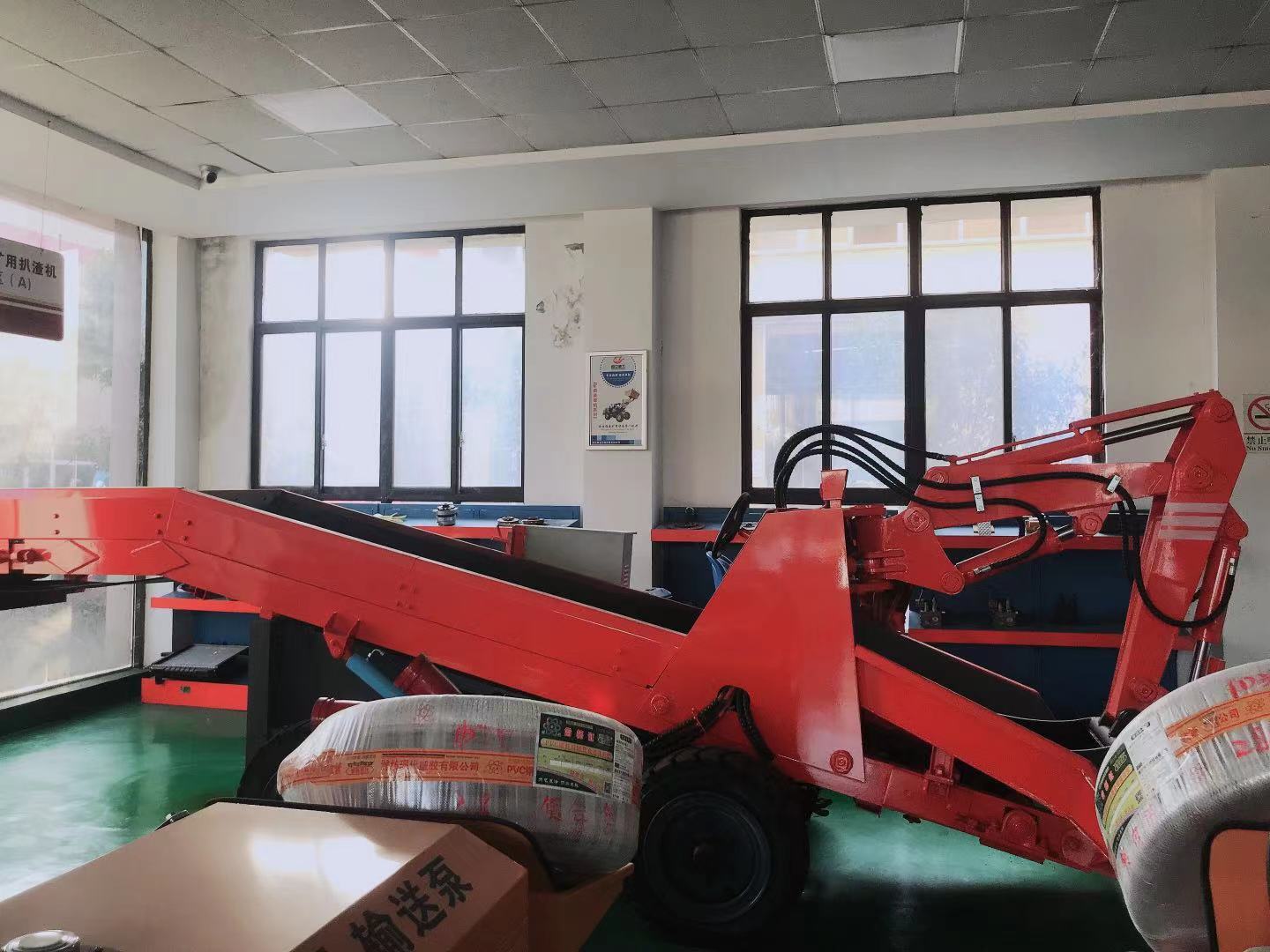 使用帥龍扒渣機(jī)的老司機(jī)是怎么維護(hù)和保養(yǎng)機(jī)器的？